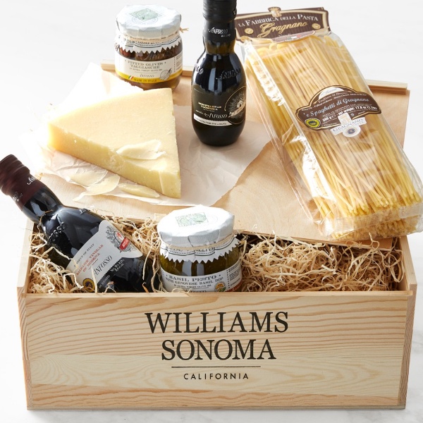 LIVE WELL Essentials Club