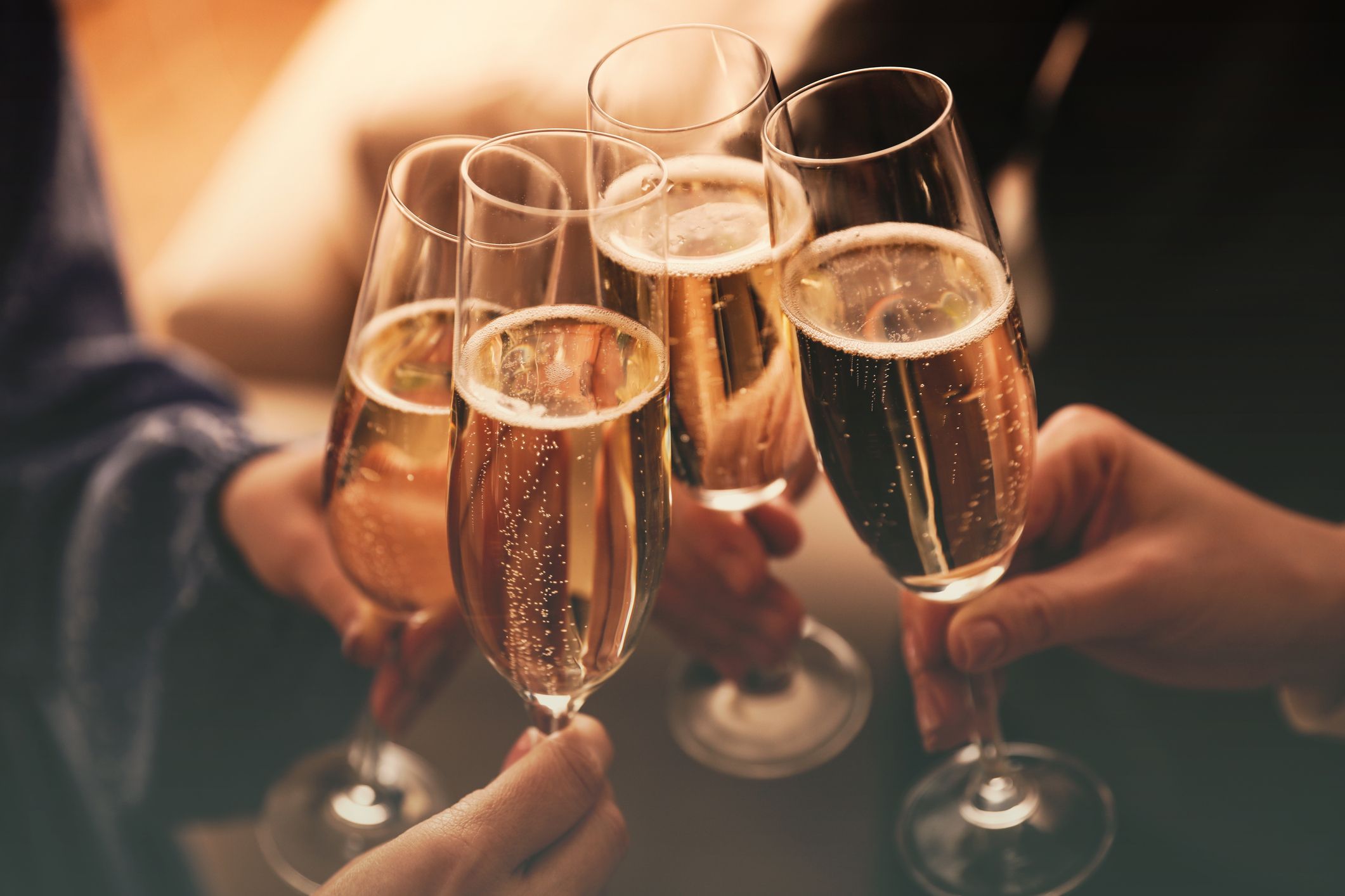Alora's Sparkling Wine Club - Image 2